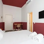 Hostel Gloria *